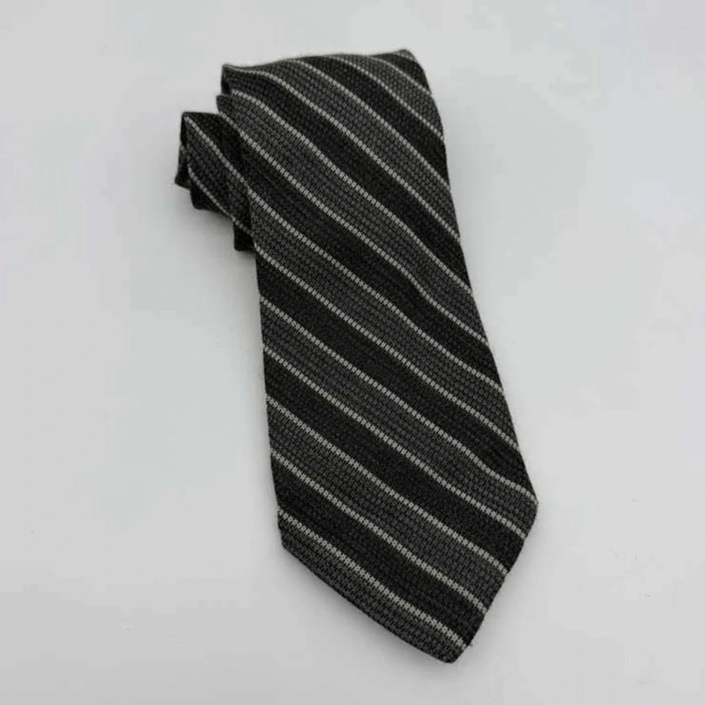Cadini Italy Silk & Wool‎ Tie – Gray & Black Textured Pattern – Brand New